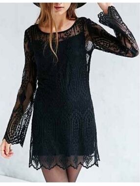 Ecote | Dress | XS - Witchy Black Sheer Lace Long Sleeve Mini Dress